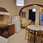 Seafront Over Bay Apartment *
