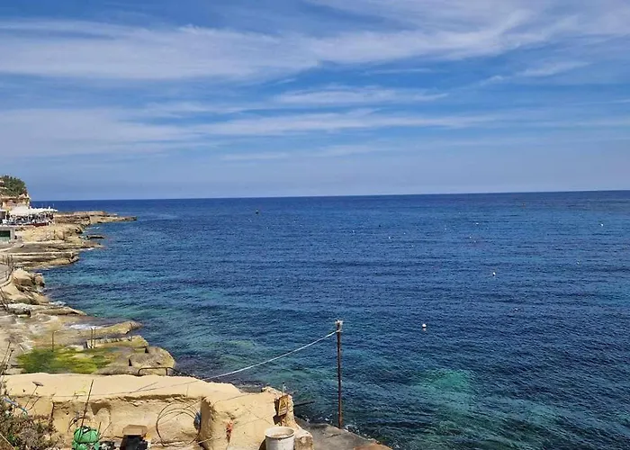 Daire Seafront Over Bay